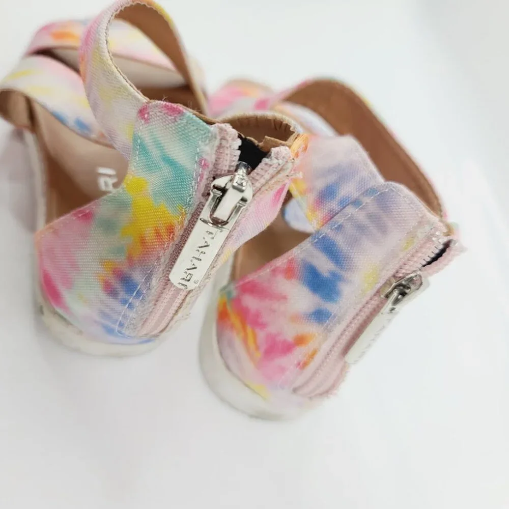 Tahari girl multicolor